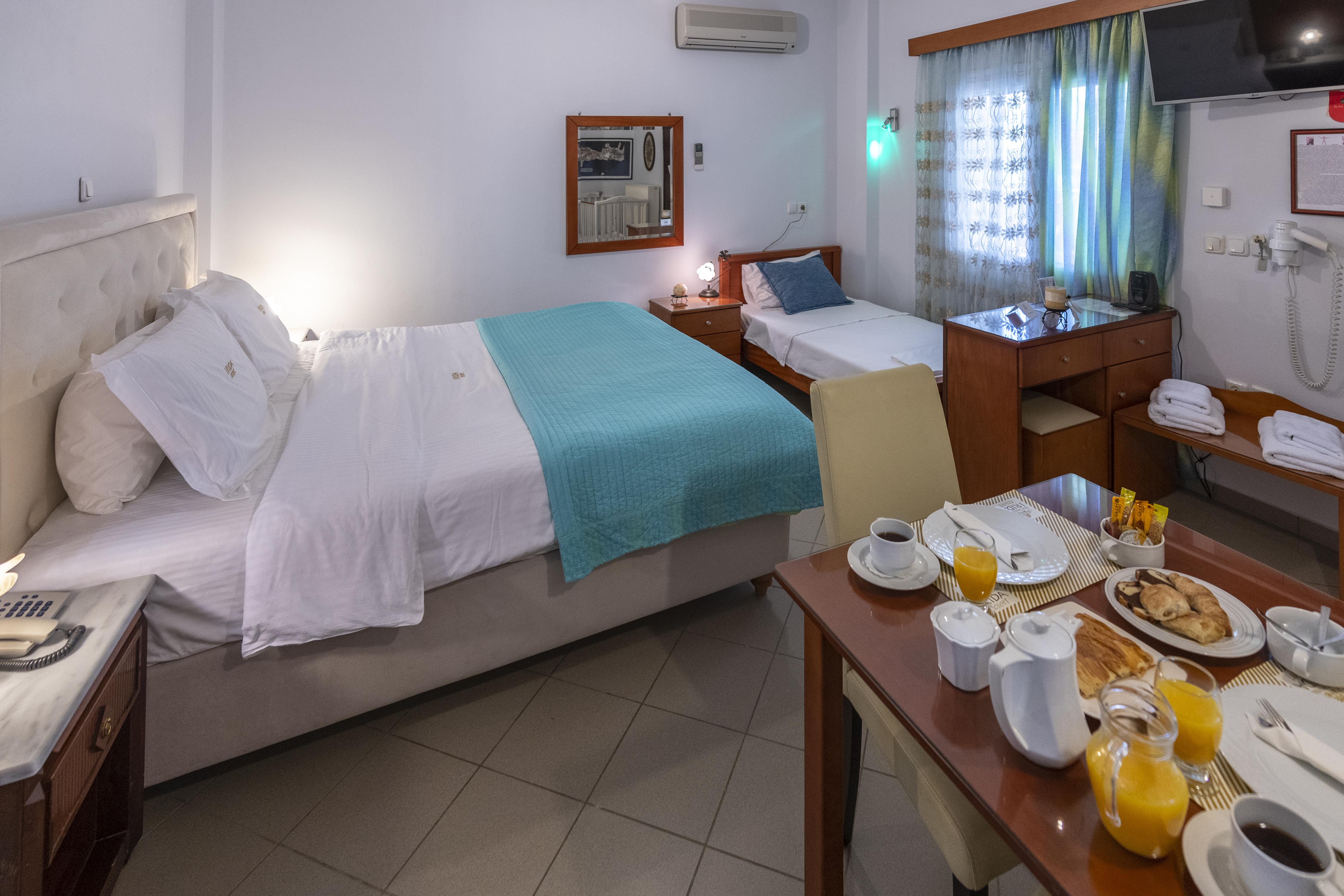 Irida Beach Resort Suites 基帕里夏 外观 照片