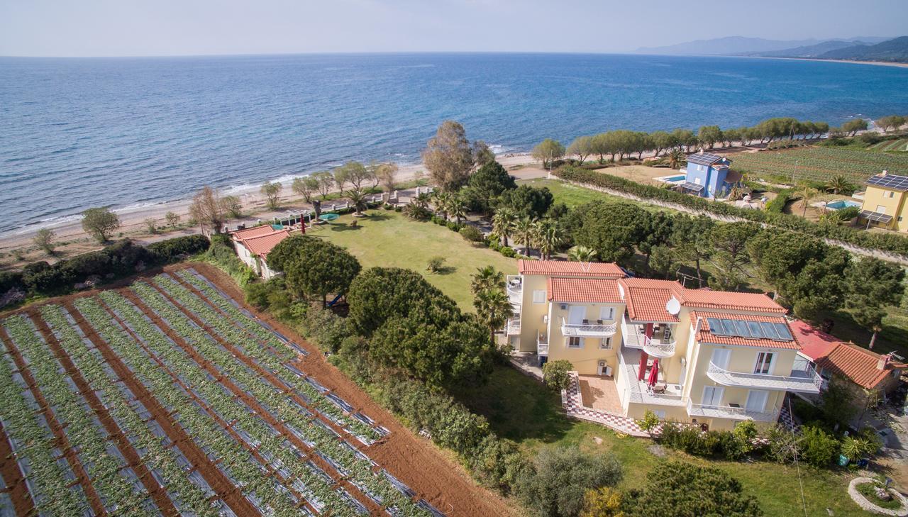 Irida Beach Resort Suites 基帕里夏 外观 照片
